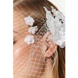 Ecru Pearl Flower Detailed Bridal Hair Accessory