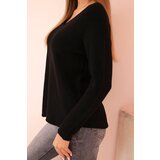 Kesi Włoski Women's sweater made of viscose with long sleeves and a round neckline black | shoptok.hr