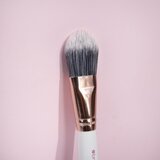 Brushworks Foundation Brush ploščat čopič za make-up 1 kos | Shoptok.si