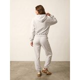 Sinsay Hoodie s izvezenim natpisom Slike