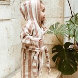 Liewood otroški kopalni plašček reggie stripe rose/sandy | Shoptok.si