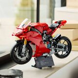 Lego Technic: Ducati Panigale V4 S Motor | Shoptok.si