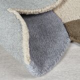 Flair Rugs Sivo-bež ročno tkana volnena preproga 160x230 cm Mia Scallop Frame – | Shoptok.si