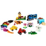 Lego Classic: Srednje velika ustvarjalna škatla | Shoptok.si