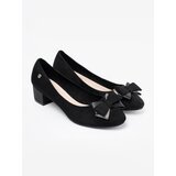 GOODIN Black pumps with a bow on a heel | ePonuda.com