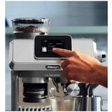 DeLonghi EC 9455. La Specialista Touch u aparati za espresso metalnom kucištu s Cold Brew | shoptok.hr