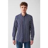 Avva Men's Navy Blue 100% Cotton Oxford Buttoned Collar Striped Standard Fit Regular Fit Shirt cene