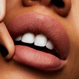 Mac Powder Kiss negovalna mat šminka 3 g odtenek 314 Mull It Over za ženske | Shoptok.si