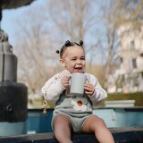 Mushie silikonski lonček z ročaji za učenje pitja sippy cup ivory | Shoptok.si