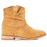 Resti Camel-colored cowboy boots on platforms Brunoki - Footwear | ePonuda.com