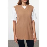 Trendyol Camel Basic V-Neck Knitwear Sweater | Shoptok.si