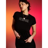 Sinsay Pamučna majica s sjajnim natpisom "Iconic" | shoptok.hr