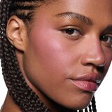 MAC Cosmetics Skinfinish Colourstruck rumenilo nijansa Plush 4.5 g | shoptok.hr