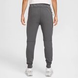  Spodnji del trenirke — NIKE | Shoptok.si