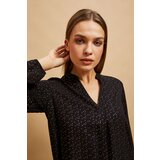 Marisse Black V-Neck Shirt | Shoptok.si
