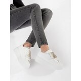 Shelvt White platform sneakers decorated with a teddy bear | ePonuda.com
