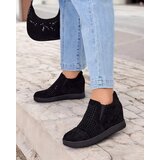 Resti Women's sports shoes on anchor Entess | ePonuda.com