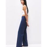 Pull&Bear Hlače na rob mornarska | Shoptok.si
