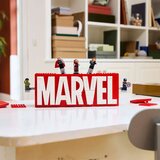 Lego Marvel: Logotip in mini figure MARVEL | Shoptok.si