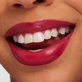 MAC Cosmetics MACximal Sleek Satin Lipstick kremasti hidratantni ruž za usne nijansa Maraschino, Much? 3,5 g | shoptok.hr