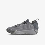 Adidas initiation Cene