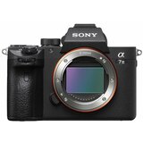 Sony Alpha 7 III (ILCE7M3GBDI.EU) MILC fotoaparat crni+objektiv 24-105mm f/4 G OSS  Cene