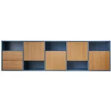 Hammel Furniture Modra/v naravni barvi nizka stenska komoda v hrastovem dekorju 220x61 cm Mistral –