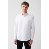 Avva Men's White Easy-to-Iron Classic Collar Dobby Regular Fit Shirt Cene