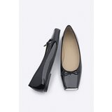Marjin Woman's Ballet Ballet Visor with Blunt Toe and Bow Detail, Black Patent Leather | Eponuda.ba