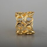  Široki prsten s ažuriranim ornamentom, pozlata 14 k | shoptok.hr