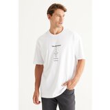 AC&Co / Altınyıldız Classics Men's Off-White Long Fit Slim Fit Crew Neck 100% Cotton Printed T-Shirt. Cene