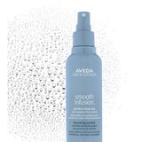 Aveda Smooth Infusion™ Perfect Blow Dry gladilno pršilo za sušenje s sušilcem proti krepastim lasem 200 ml | Shoptok.si