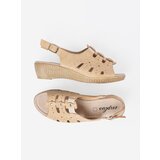 Shelvt Beige sandals with an openwork pattern | ePonuda.com