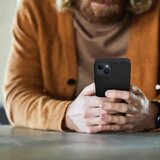 Roar kožna Mag Case maska kompatibilna s MagSafeom – za iPhone 14 Plus crna | shoptok.hr