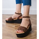 D/CEO Ganra eco-suede platform sandals in leopard print | ePonuda.com