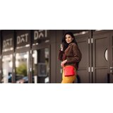 Vuch Crossbody torba Essel Red, 18 x 18 cm | shoptok.hr