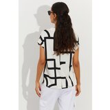 Cool & Sexy Women's White Patterned V-Neck Blouse Cene
