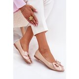 Boto Lacquered Ballet Flats With Bow And Gold Brooch Beige Rivona | Shoptok.si