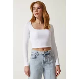 Happiness İstanbul Women's White Square Neck Ribbed Crop Knitted Blouse
