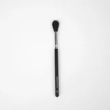 Bh Cosmetics čopič za obraz - Rounded Highlighter Brush