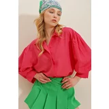 Trend Alaçatı Stili Women's Fuchsia Balloon Sleeve Basic Poplin Shirt with Concealed Pop-up
