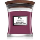WoodWick Wild Berry & Beets mirisna svijeća s drvenim fitiljem 85 g | shoptok.hr