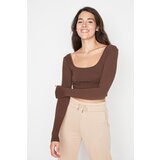 Trendyol Dark Brown Crop Seamless Square Collar Sports Blouse Cene