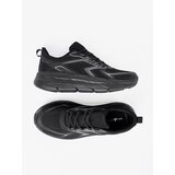 Shelvt Lightweight black sneakers with a thick McArthur sole | shoptok.hr