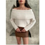 Laluvia Cream Short Shawl Collar Sweater cene