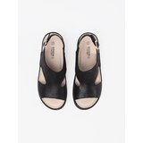 GOODIN Black sandals on a light platform | Shoptok.si