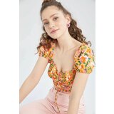 Defacto Slim Fit Short Balloon Sleeves Floral Print Crop Top Cene