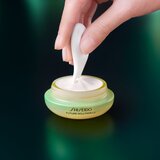 Shiseido Future Solution LX Legendary Enmei Ultimate Brillance Eye Cream pomlajevalna in posvetlitvena krema za predel okoli oči 15 ml | Shoptok.si