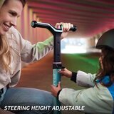 BERG Nexo – zložljiv skiro Blue s svetlečimi kolesi | Shoptok.si