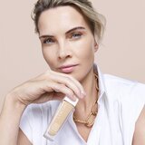 Lancôme Teint Idole Ultra Wear Care & Glow posvetlitveni vlažilni tekoči puder SPF 25 odtenek 530W 30 ml | Shoptok.si